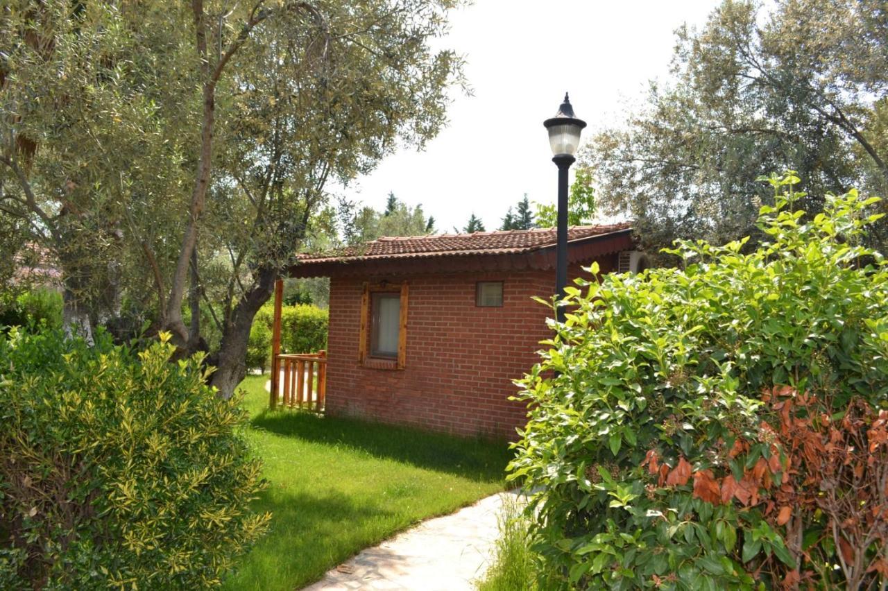 Kervan Tatil Koeyue Edremit  Exterior photo