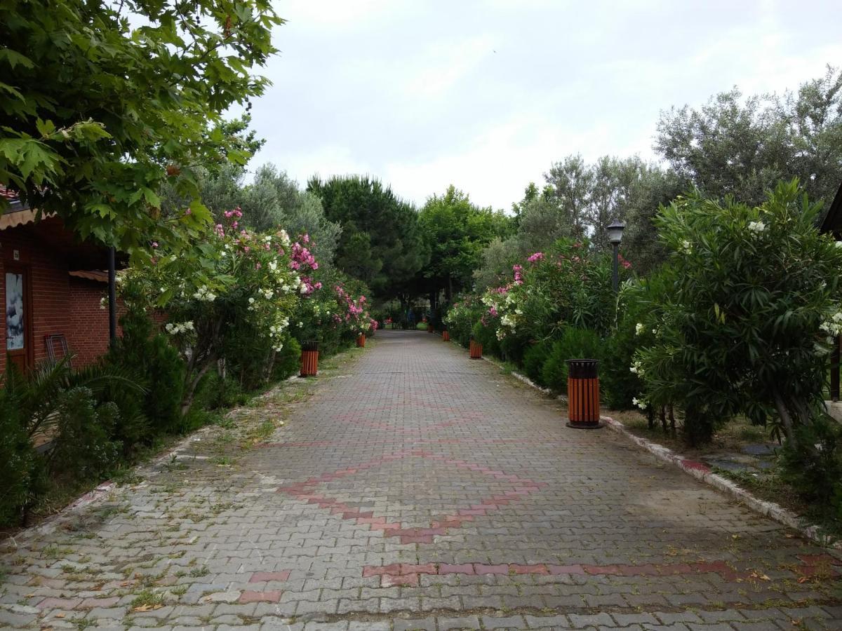 Kervan Tatil Koeyue Edremit  Exterior photo